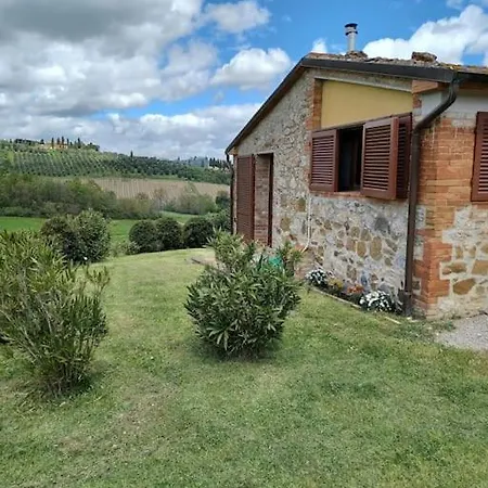 Apartment In Podere Con Piscina *